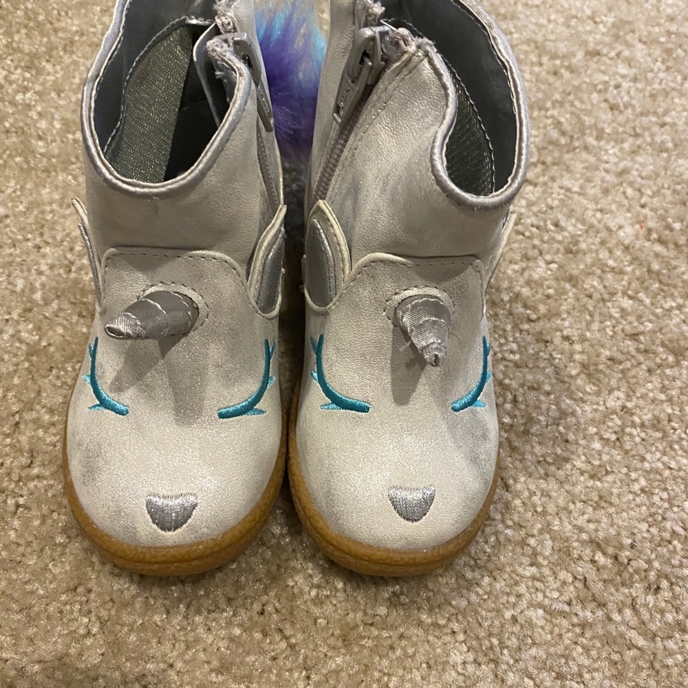 Unicorn boots